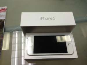 Apple iPhone 5 16GB -  1
