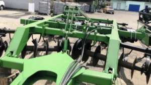 ���������������� John Deere 510, 5 ����� ��� ������� 300 �.�. - ����������� 1